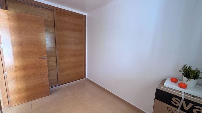 Image No.18-3 Bed Apartment for sale