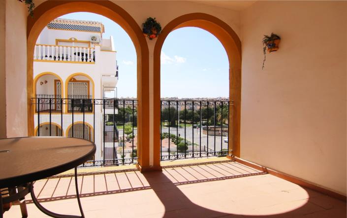 Image No.8-2 Bed Apartment for sale