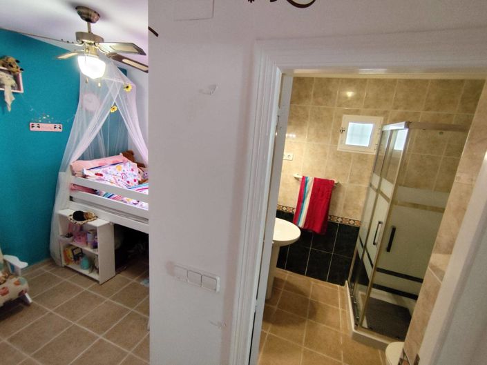 Image No.107-5 Bed Villa for sale