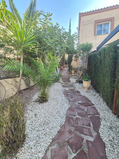 Image No.42-5 Bed Villa for sale