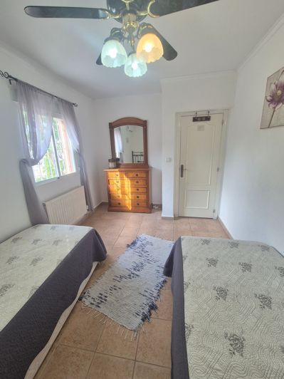 Image No.49-5 Bed Villa for sale