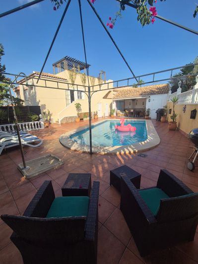 Image No.70-5 Bed Villa for sale