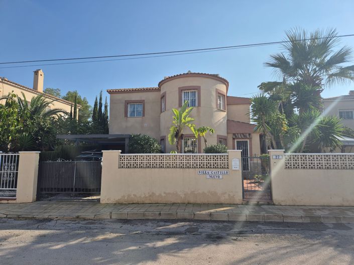 Image No.95-5 Bed Villa for sale