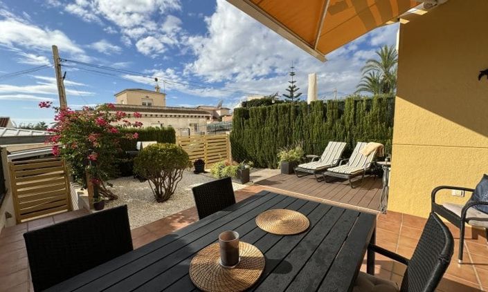 Image No.1-Appartement de 2 chambres à vendre à Orihuela Costa
