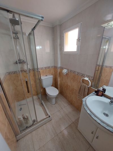 Image No.30-3 Bed House for sale