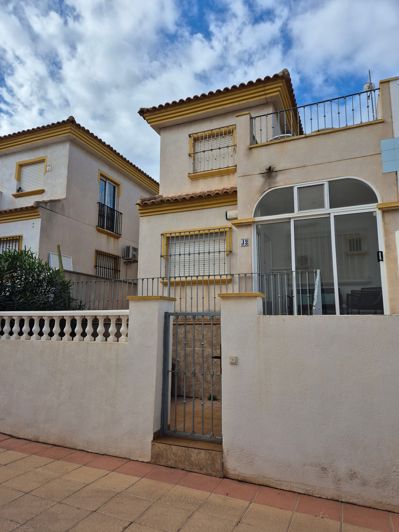 Image No.45-3 Bed House for sale