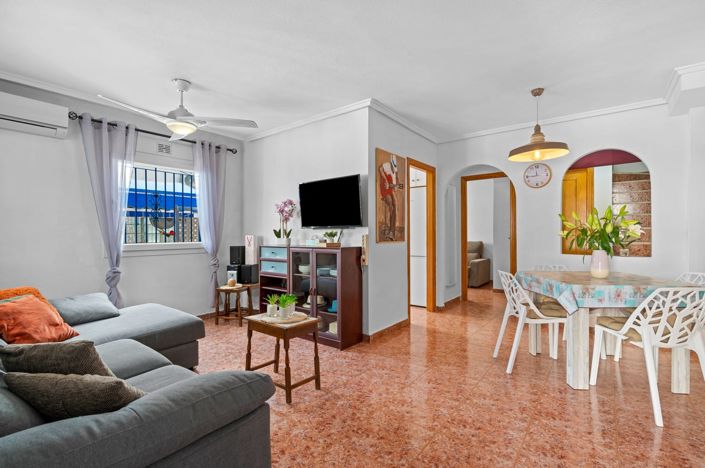 Image No.5-3 Bed House for sale