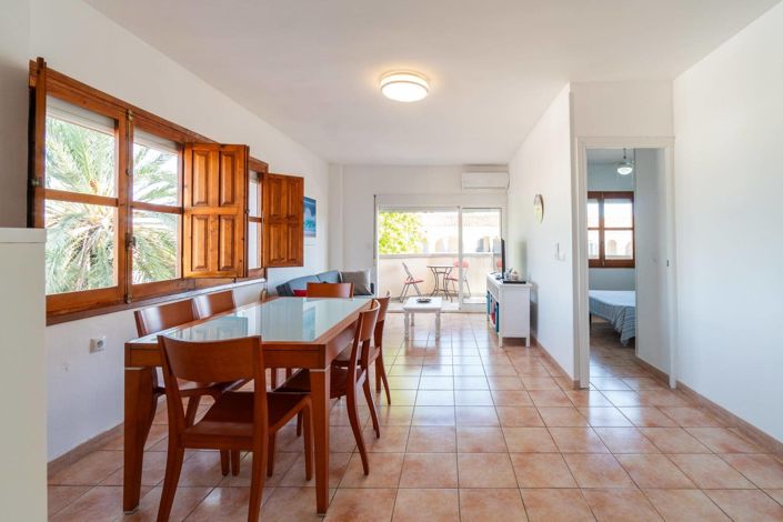 Image No.1-2 Bed Property for sale