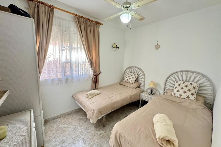 Image No.18-3 Bed Villa for sale