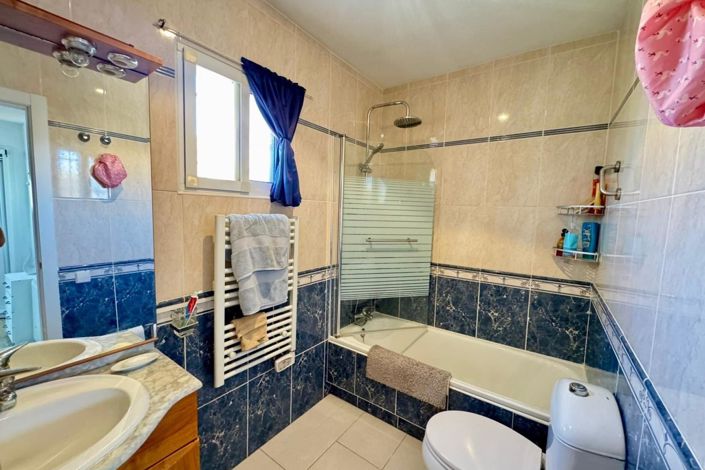 Image No.22-3 Bed Villa for sale