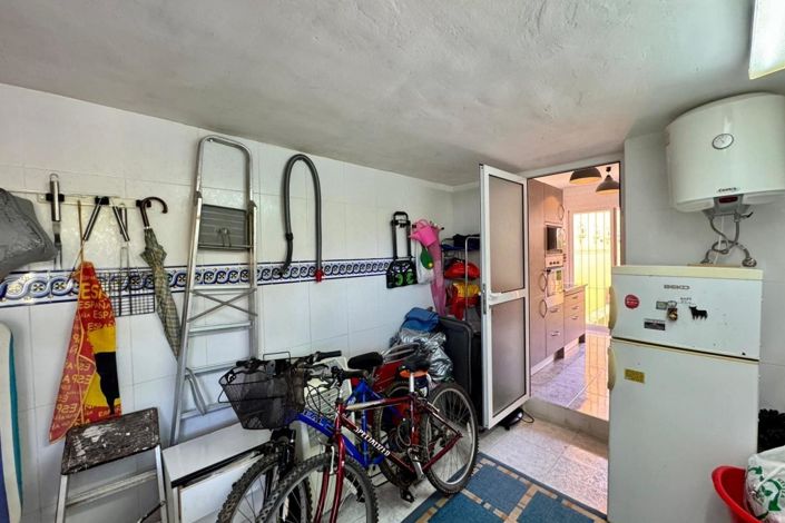 Image No.27-3 Bed Villa for sale