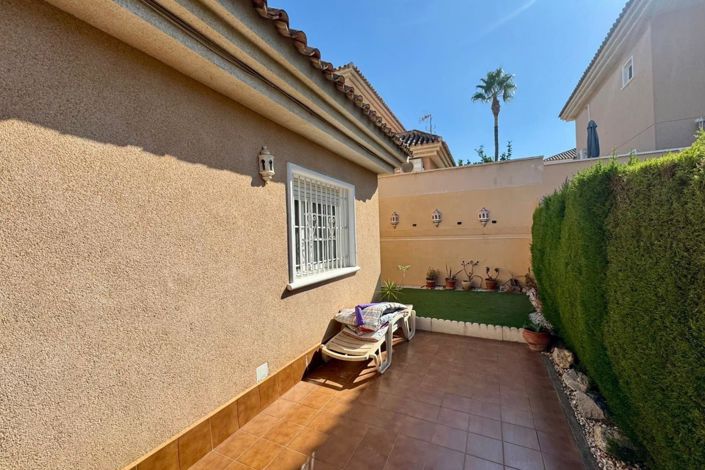 Image No.30-3 Bed Villa for sale