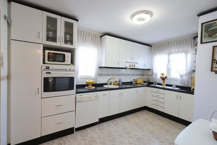 Image No.4-5 Bed Villa for sale