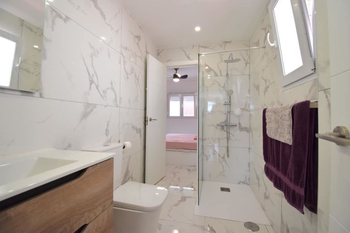 Image No.23-1 Bed Apartment for sale