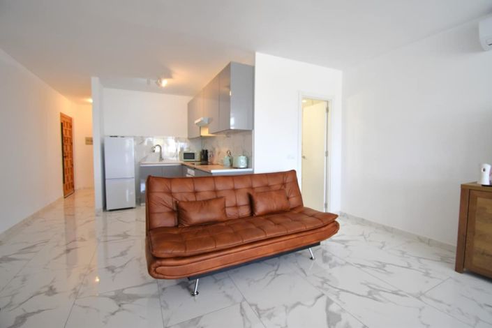 Image No.55-1 Bed Apartment for sale