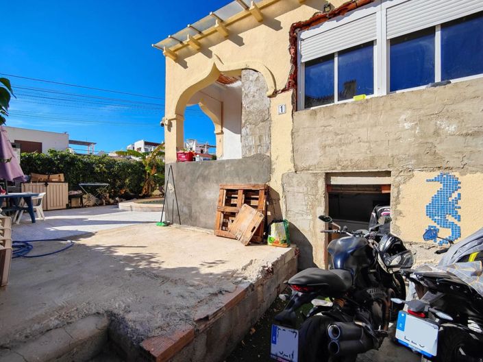 Image No.28-4 Bed House for sale