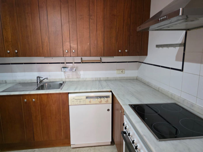Image No.8-2 Bed Apartment for sale