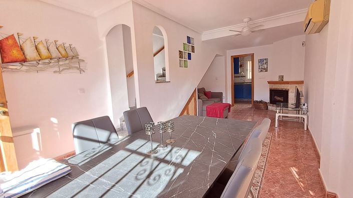 Image No.4-3 Bed Townhouse for sale