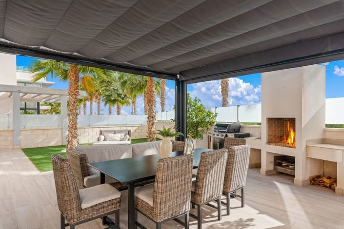 Image No.54-5 Bed Villa for sale