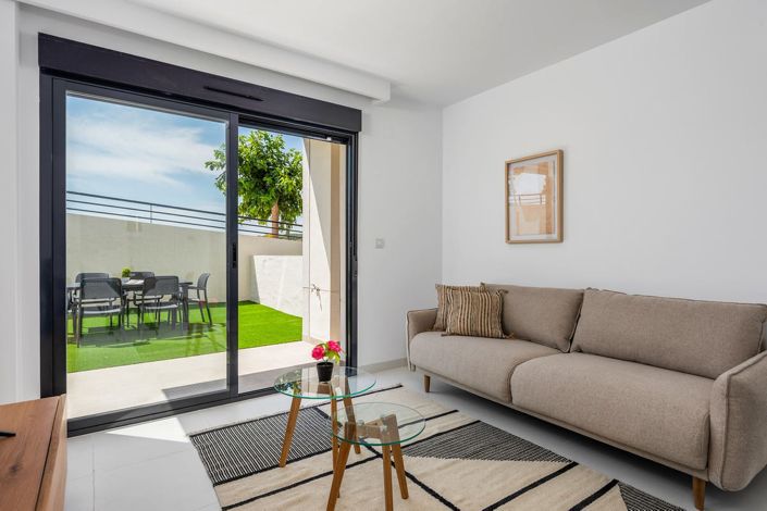 Image No.37-2 Bed Apartment for sale