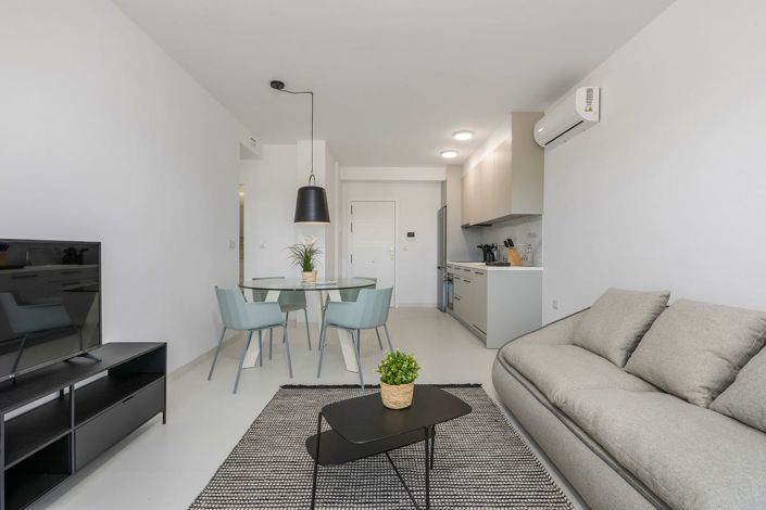 Image No.26-2 Bed Apartment for sale