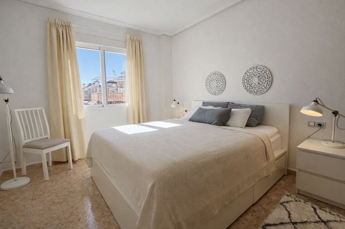 Image No.18-2 Bed Apartment for sale