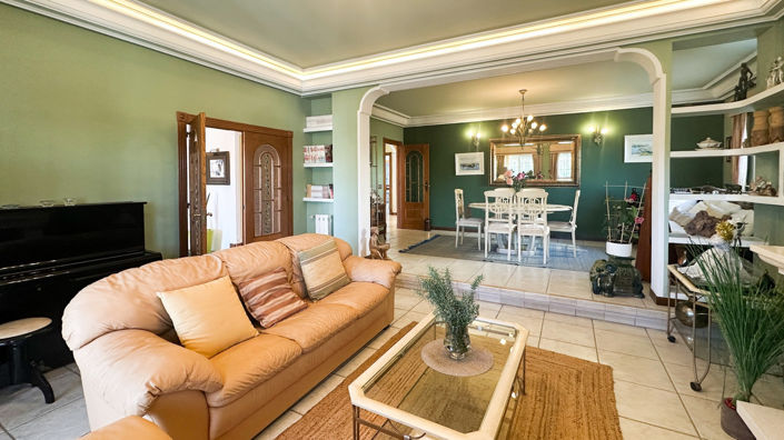 Image No.19-6 Bed Villa for sale
