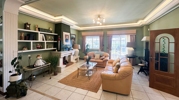 Image No.48-6 Bed Villa for sale