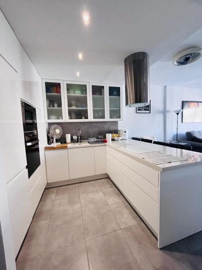 Image No.12-2 Bed Apartment for sale