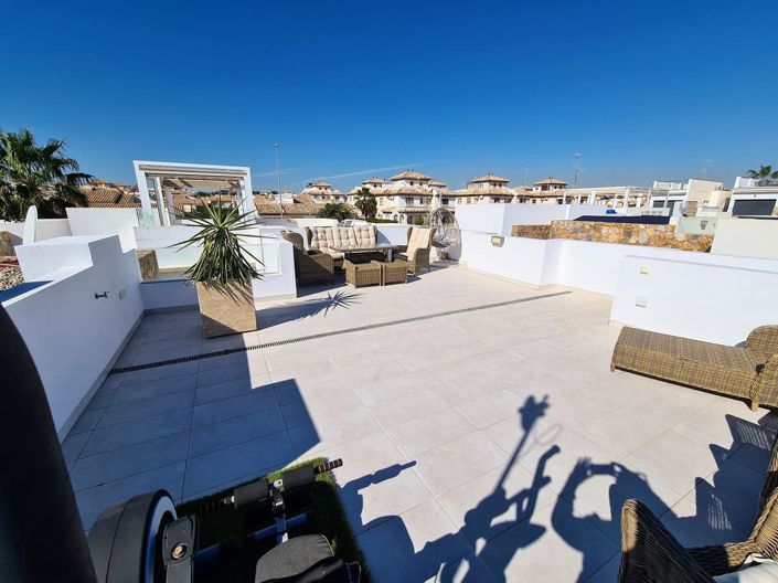 Image No.13-3 Bed Villa for sale