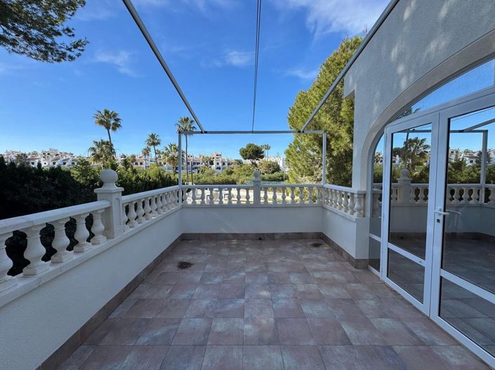 Image No.19-3 Bed Villa for sale