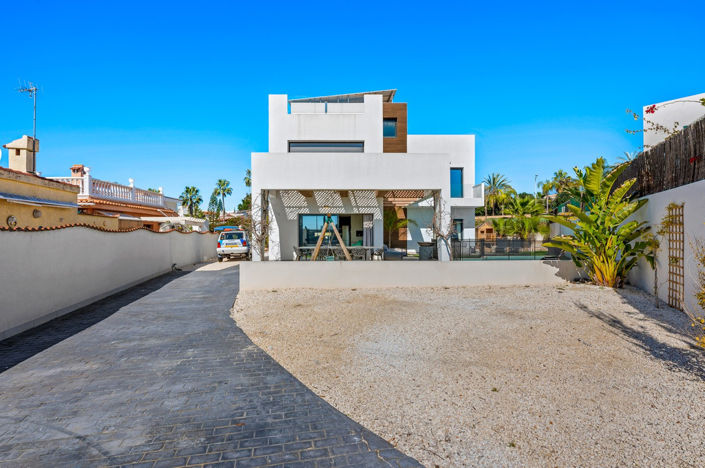 Image No.35-Villa de 4 chambres à vendre à Ciudad Quesada