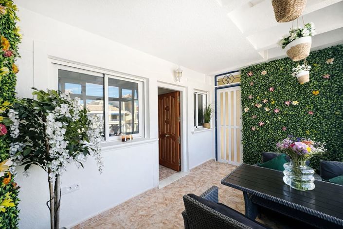 Image No.4-Appartement de 2 chambres à vendre à Los Altos