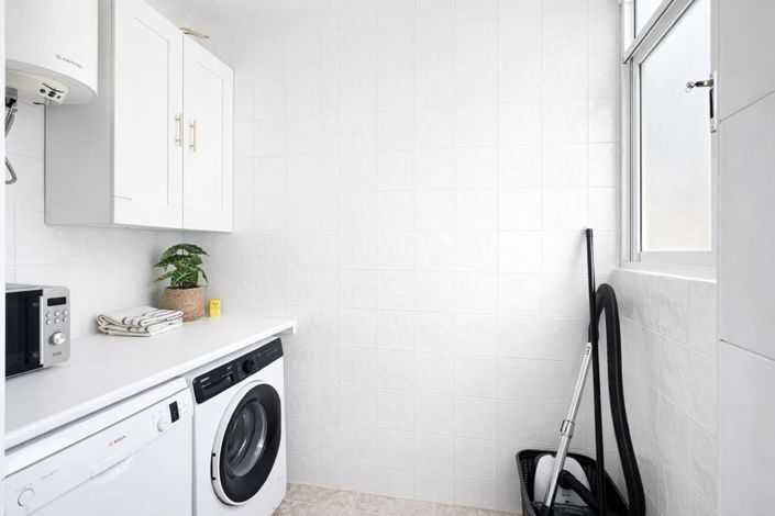 Image No.40-2 Bed Apartment for sale