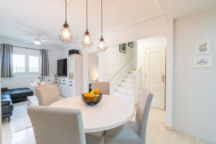 Image No.12-3 Bed House for sale