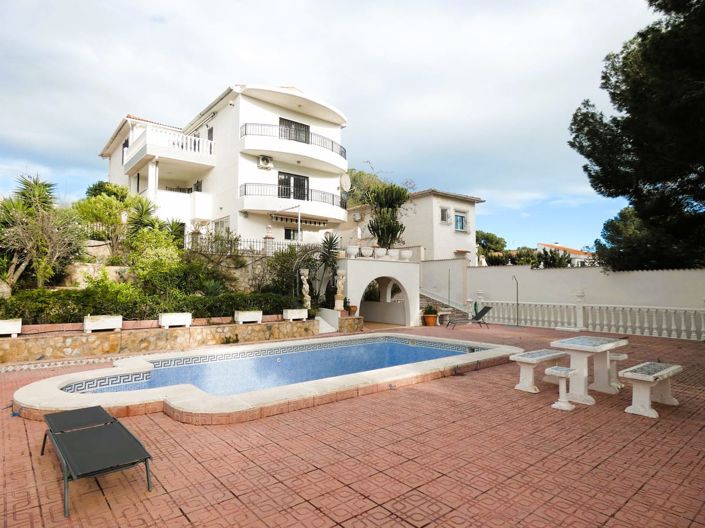 Image No.21-6 Bed Villa for sale