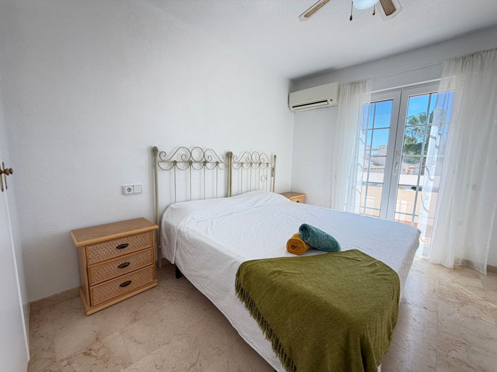 Image No.39-2 Bed Townhouse for sale