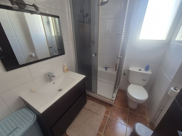 Image No.18-2 Bed House for sale