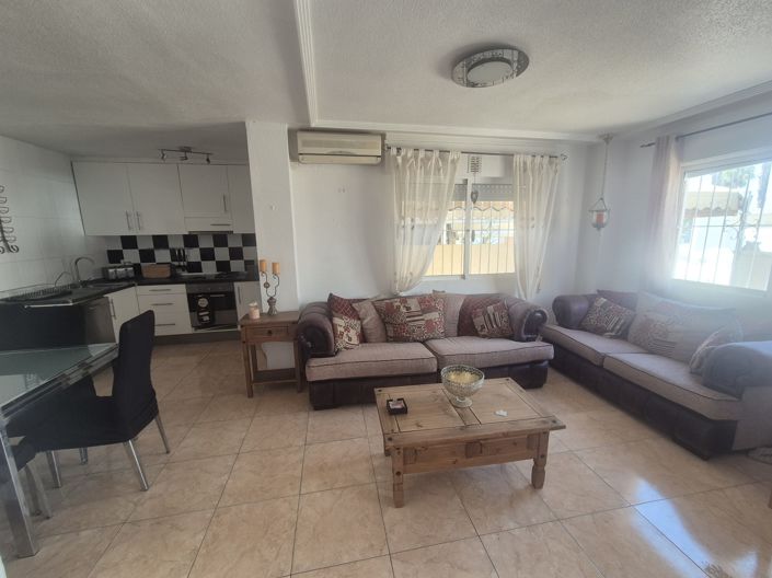 Image No.7-2 Bed House for sale