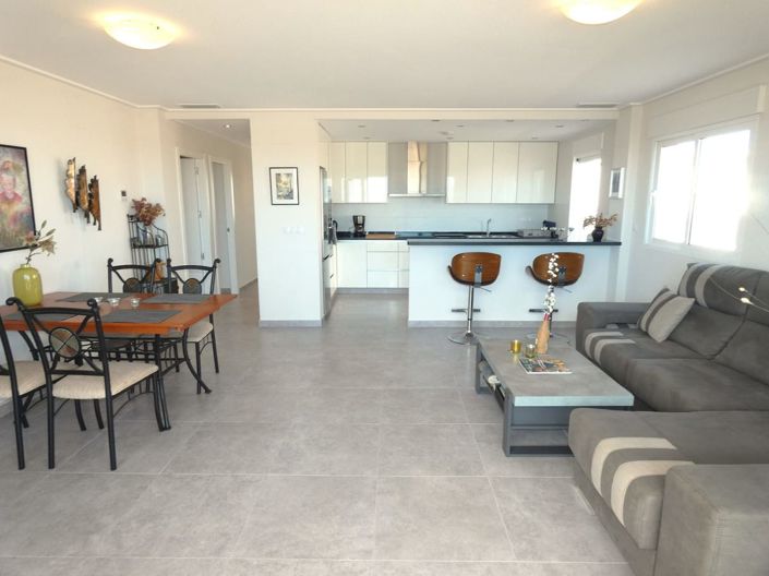 Image No.54-3 Bed Apartment for sale