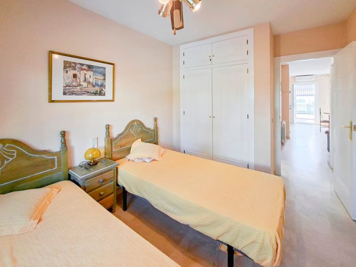 Image No.39-2 Bed Townhouse for sale