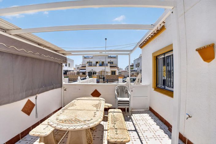 Image No.7-3 Bed House for sale