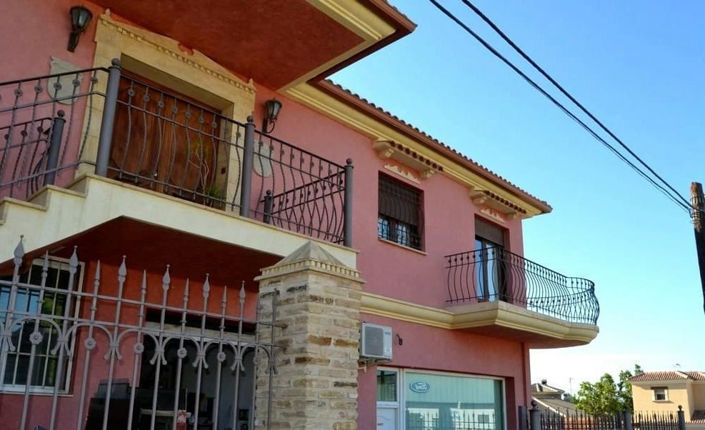 Image No.12-4 Bed Villa for sale