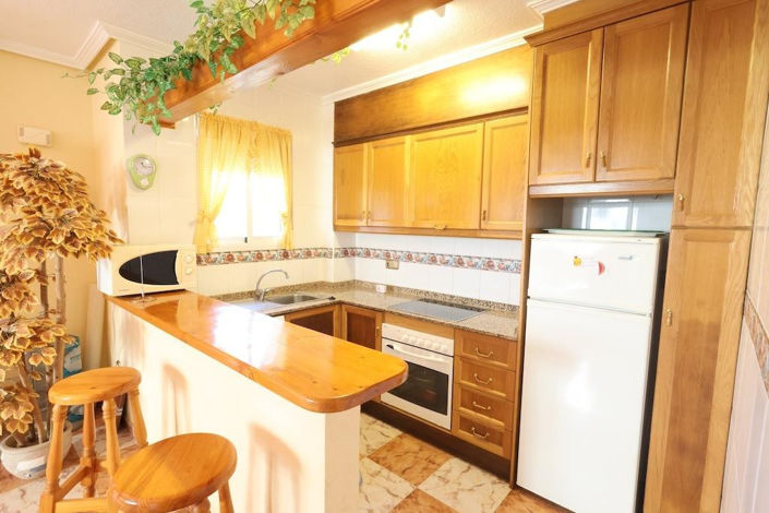 Image No.6-2 Bed Townhouse for sale