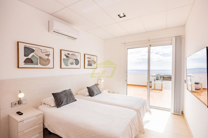 Image No.13-3 Bed Villa for sale