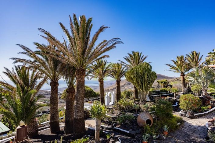 Image No.17-6 Bed Villa for sale