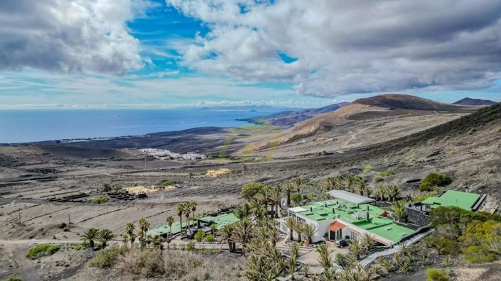 Image No.6-6 Bed Villa for sale