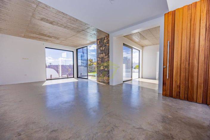 Image No.4-3 Bed Villa for sale