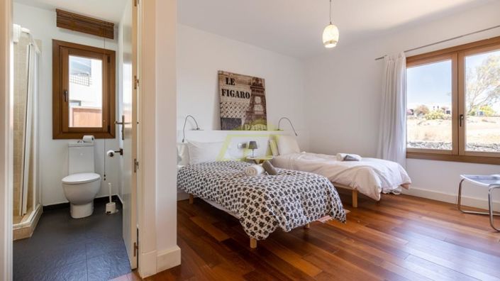 Image No.11-Villa de 5 chambres à vendre à Puerto Calero