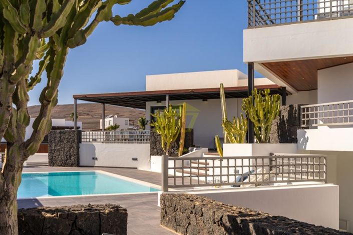 Image No.12-5 Bed Villa for sale
